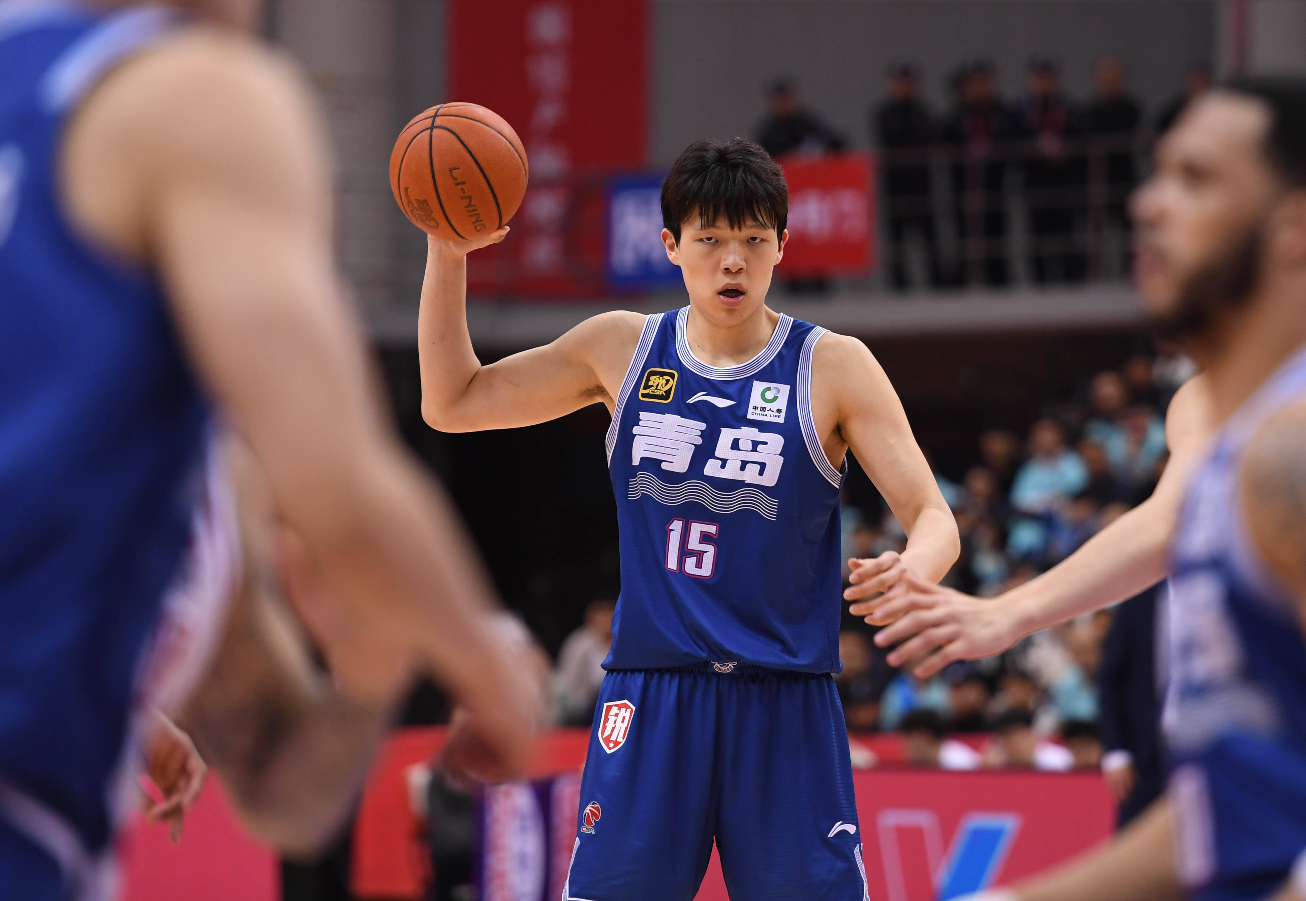 杨瀚森8+8+5+3篮板创新高夏联G4开拓者击败火箭(杨瀚翔个人图片)