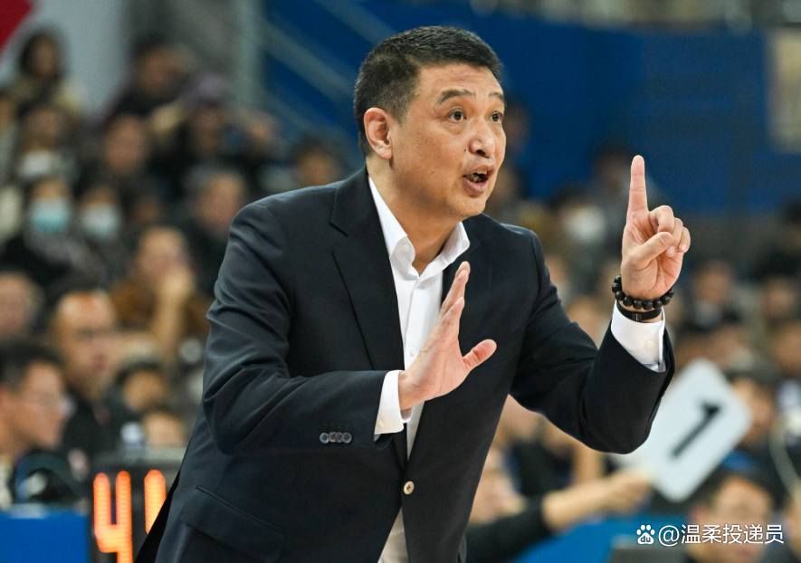 九游体育-关于北控闵鹿蕾因个人原因辞职聘请张庆鹏担任主教练的信息
