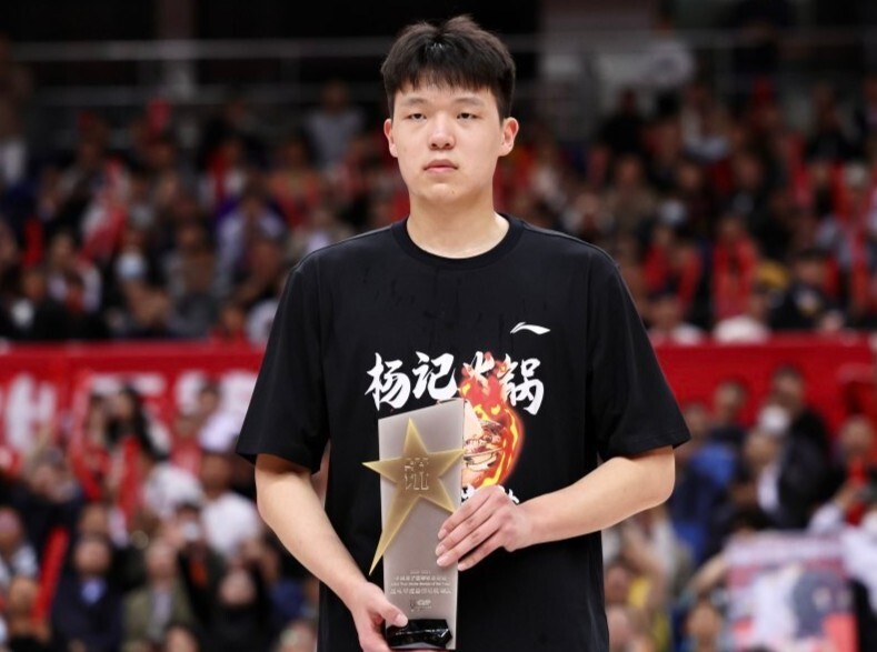 九游娱乐官网入口-NBA首轮日！青岛男篮邀请球迷见证杨瀚森选秀机会的简单介绍