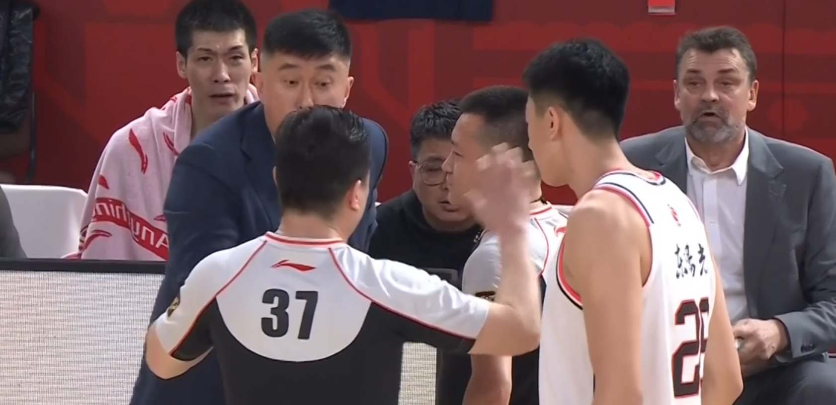 包含非常理解教练在比赛时争强好胜的那种情绪，但这不是骂脏话的理由的词条