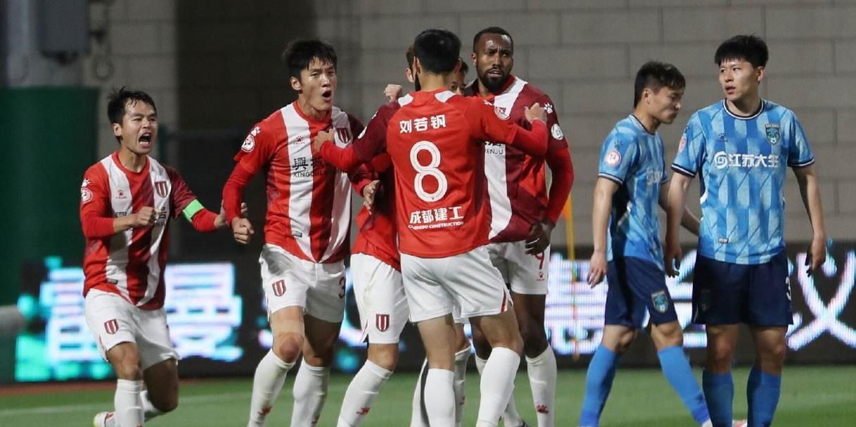 包含成都蓉城vs曼谷联的亚冠附加赛，8月12日的词条