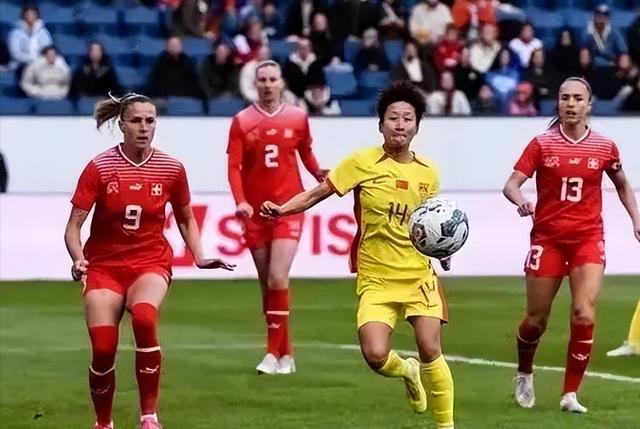 瑞士女足以团队配合取得胜利(瑞士女足国脚)